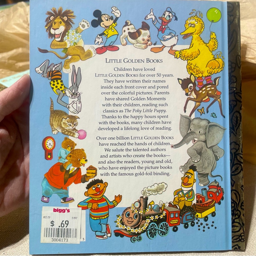 Brand New Vintage A Little Golden Book Sesame Street Oscar’s New Neighbor - Picture 2 of 5